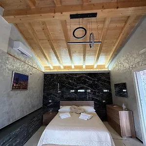 Apartman Testa House, Catania-Fontanarossai nemzetközi repülőtér